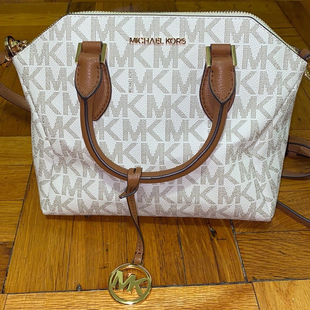 White Michael Kors Bag